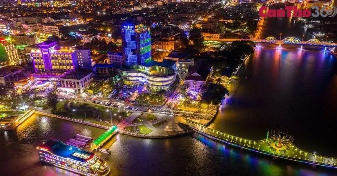 Bến Ninh Kiều Cần Thơ: Biểu tượng du lịch đậm chất miền tây
