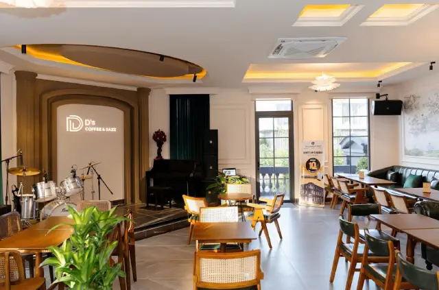 Không gian bên trong D’s Coffee & Jazz