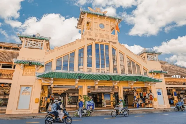 Chợ đêm Tây Đô