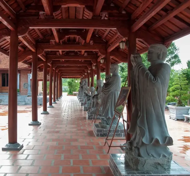 Tượng phật thiền viện