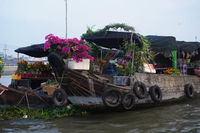 Chợ nổi Cái Răng