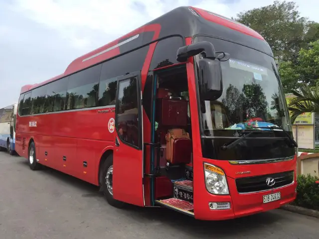 Nhà xe Mười Lâm