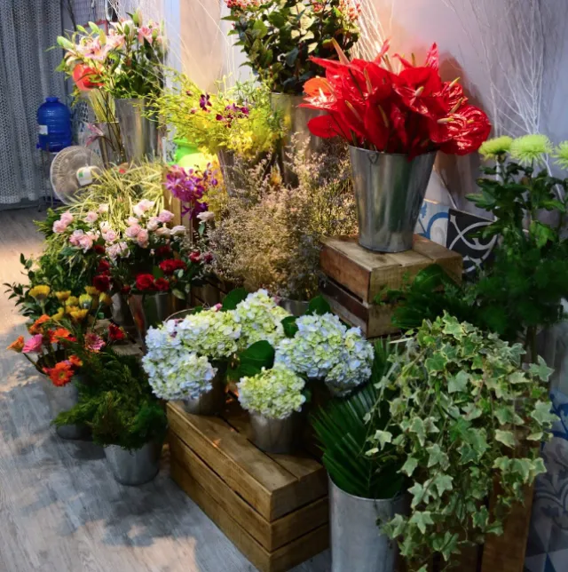Tiệm hoa Happy
