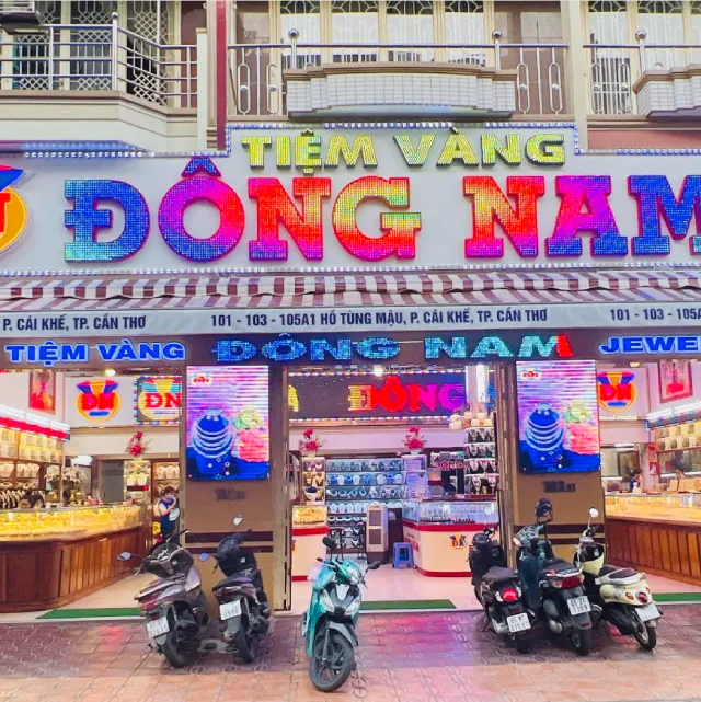 Tiệm vàng Đông Nam Cần Thơ